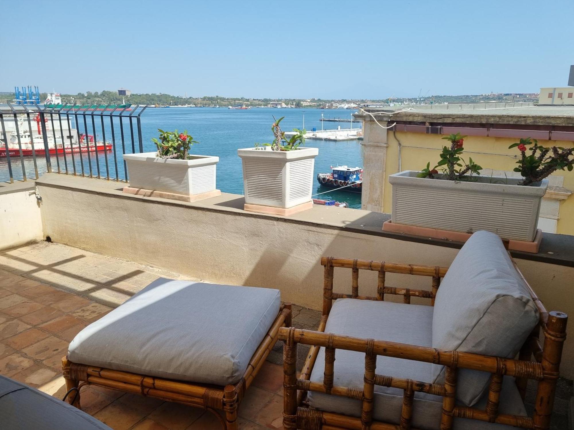 Villa Sul Molo Tra Siracusa E Catania 아우구스타 객실 사진